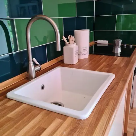 Garten - Eigener Eingang- Wlan-parkplatz,netflix, Terrasse,doppelbett Und Schlafcouch Oberhausen (North Rhine-Westphalia)