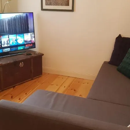 Garten - Eigener Eingang- Wlan-parkplatz,netflix, Terrasse,doppelbett Und Schlafcouch
